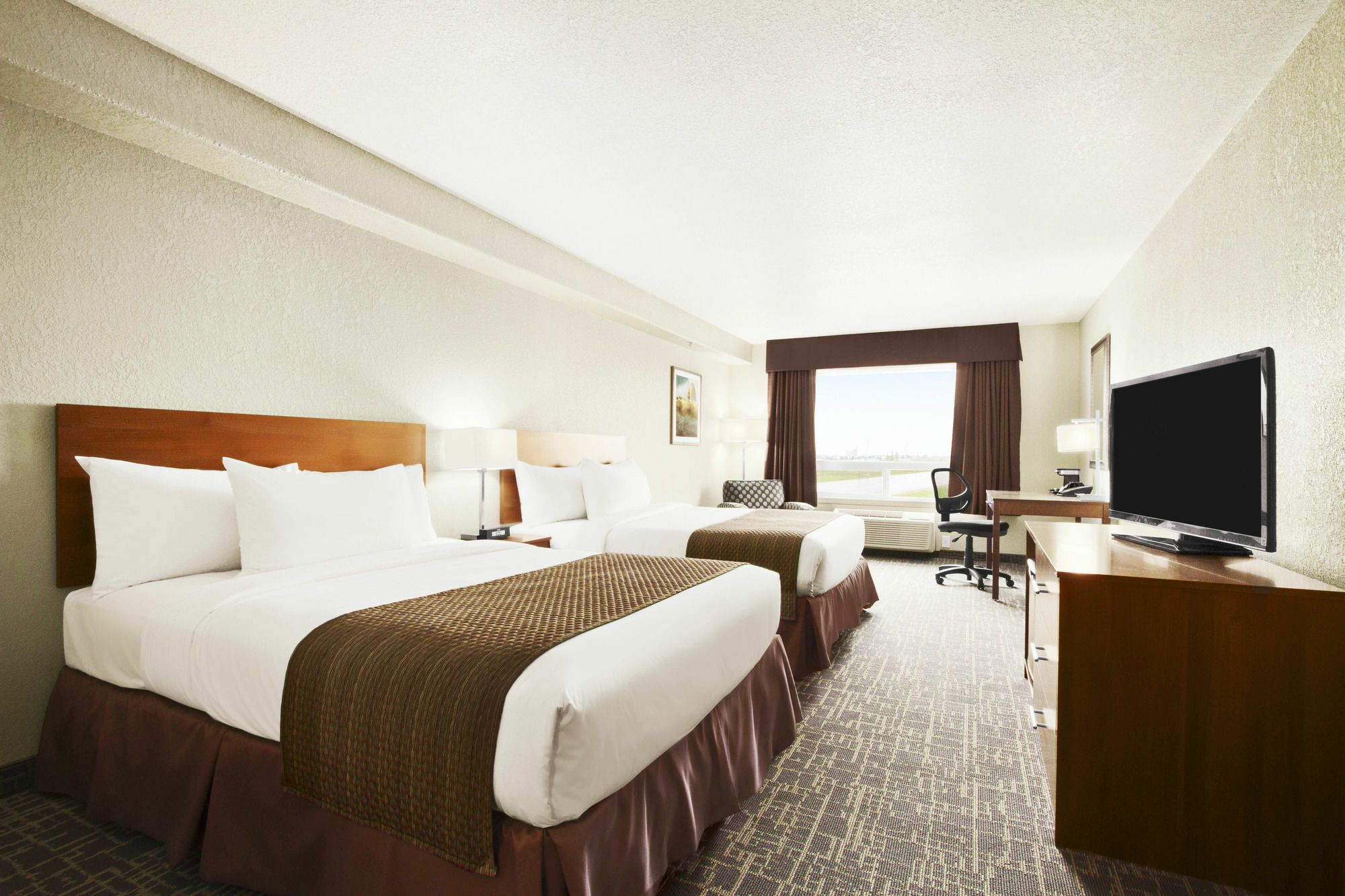 Days Inn & Suites By Wyndham Yorkton Bagian luar foto
