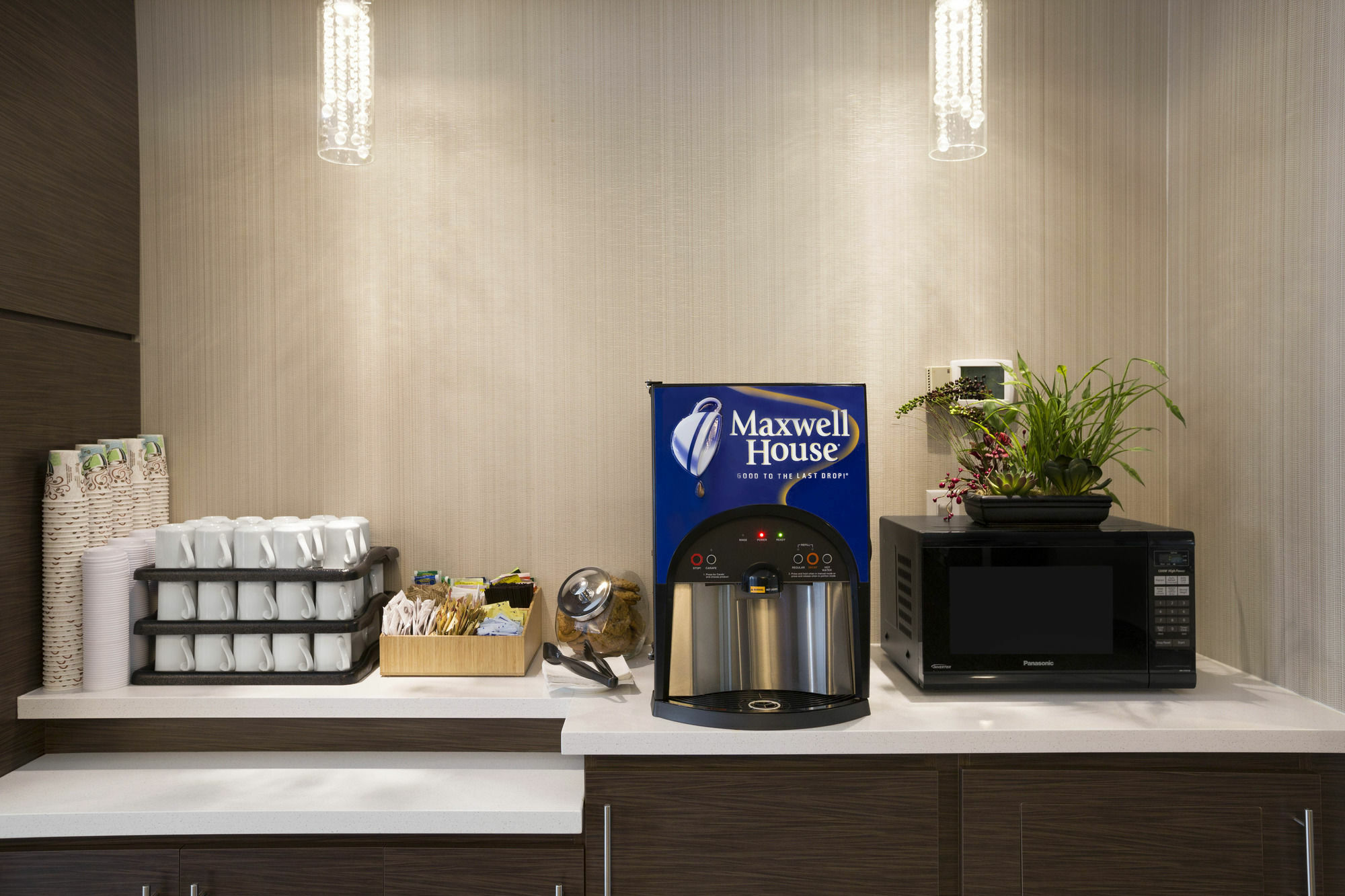 Days Inn & Suites By Wyndham Yorkton Bagian luar foto