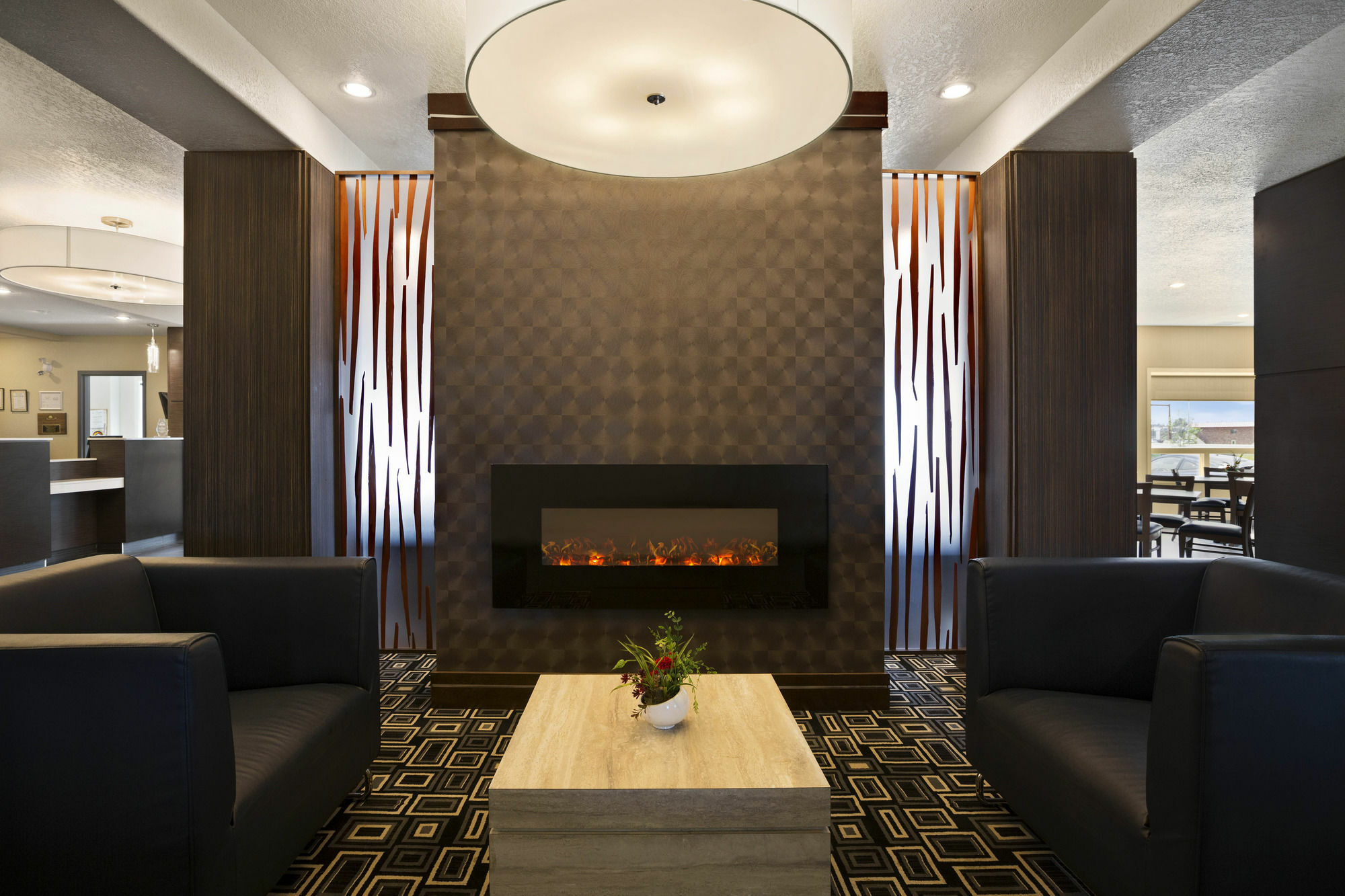 Days Inn & Suites By Wyndham Yorkton Bagian luar foto